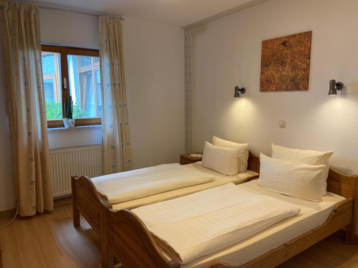Hotel Bett & Fruehstueck Riedstadt Exterior foto